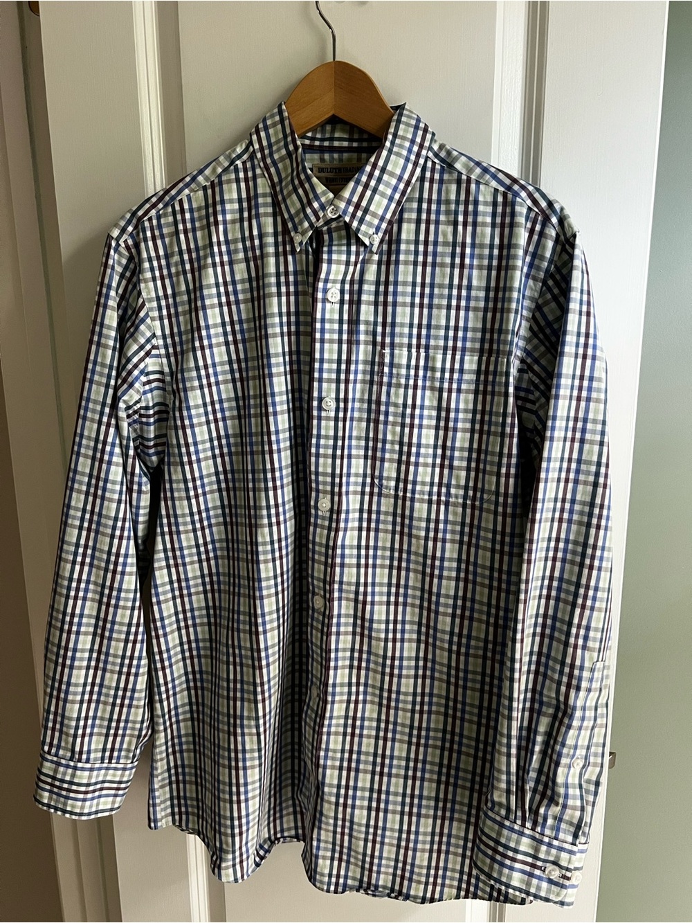 Duluth Trading Co Wrinklefighter Shirt Men Medium Relaxed Fit Long Sleeve Plaid